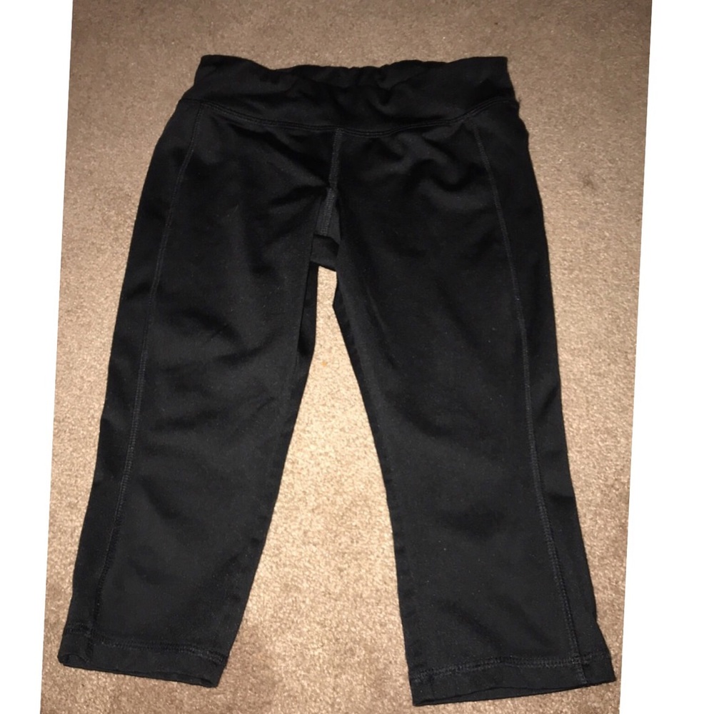 old navy capris